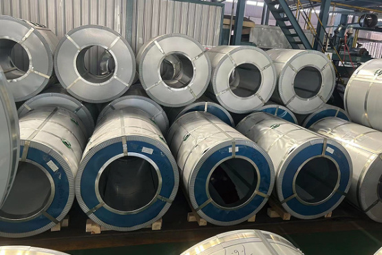 Поставка рулонной стали в Иркутск