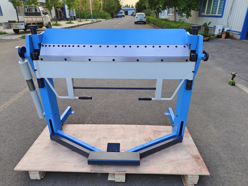 Ручной листогибочный станок PBB1270/2