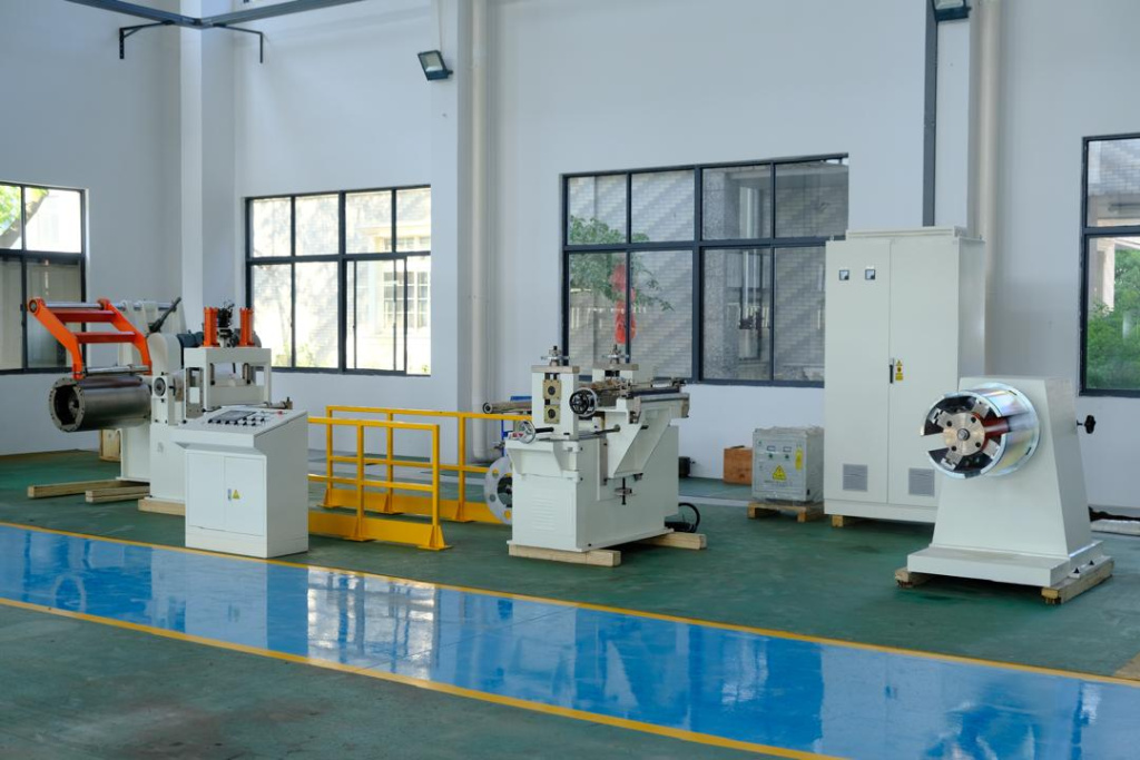 Линия для продольной резки магнитно-мягких сплавов XE-ZJX-500