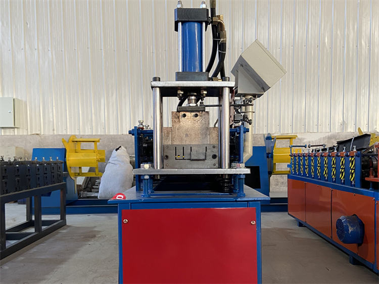 Линия для производства еврозабора HWM-433