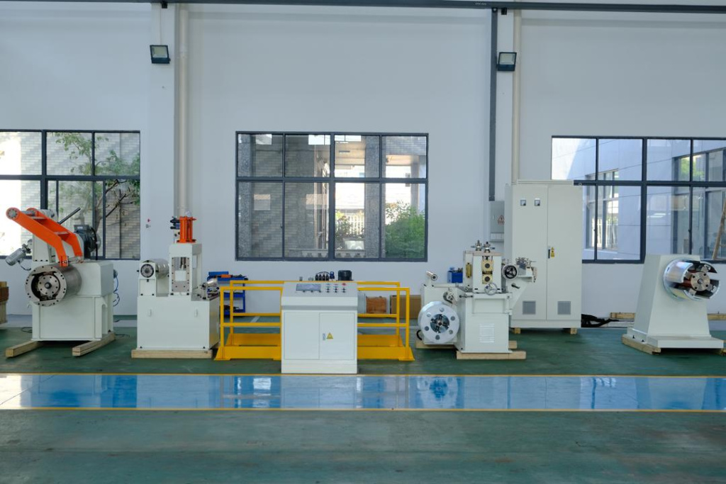 Линия для продольной резки магнитно-мягких сплавов XE-ZJX-500