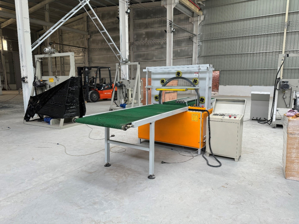 Оборудование для укладки и упаковки профиля