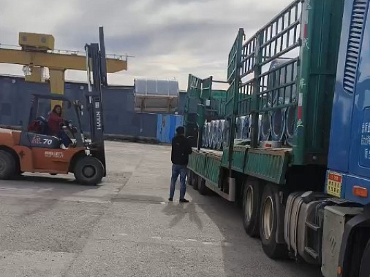 Поставка рулонной стали в Иркутск