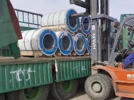 Поставка рулонной стали в Иркутск