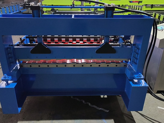 Поставка линии для производства профлиста С8 в Нижневартовск