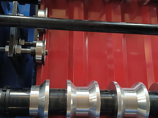 Поставка двухэтажной линии для производства профлиста С20 в Полуханово